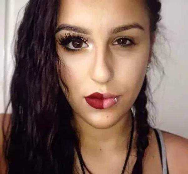 经常化妆的人和很少化妆的人，10年后有什么区别？