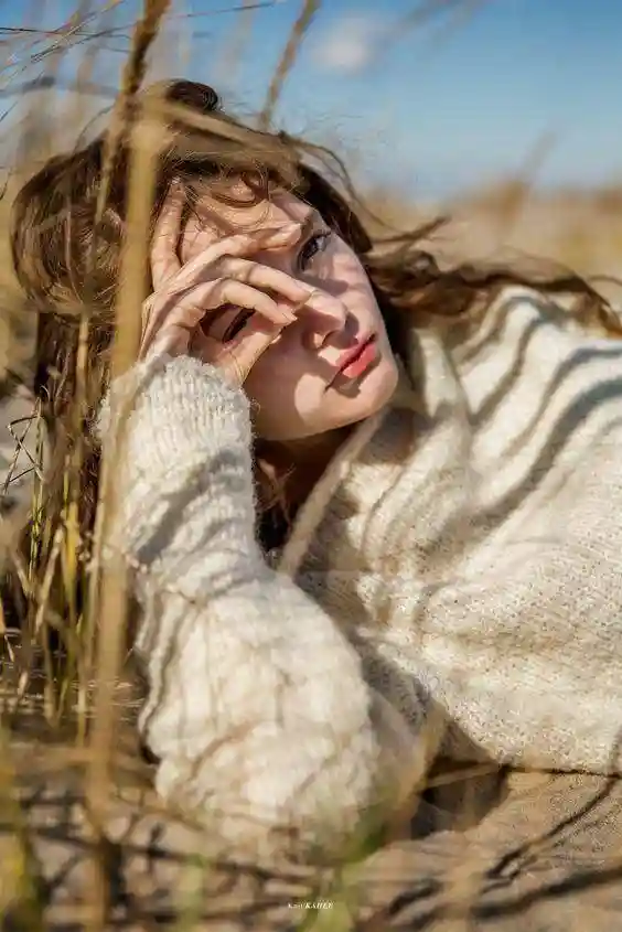 拯救大沙漠，能掐出水的少女肌肤，秋天也一样有