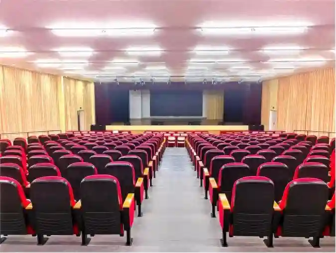 发现一所与众不同的高中——北京影视学院高中