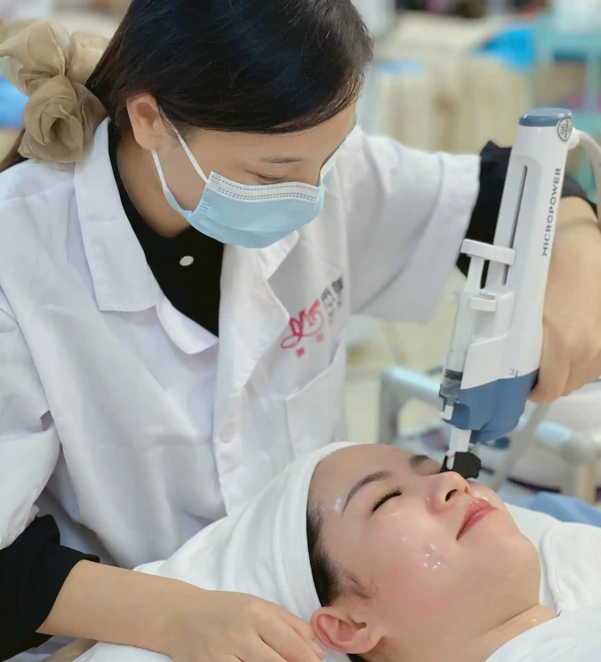 学皮肤管理网上排名靠前的皮肤管理培训学校，不等于专业