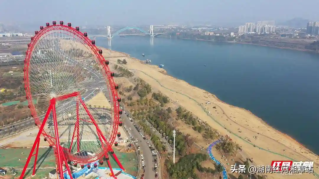 年味·组图丨壮观、丝滑、舒适、浪漫 “湘潭眼”摩天轮试营业啦！
