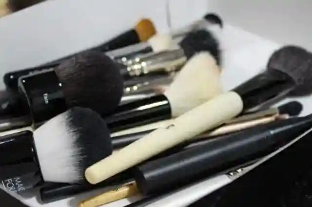 化妆师培训学校-化妆师培训哪家学院好一些
