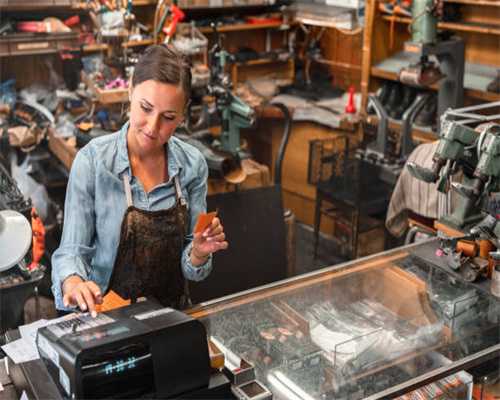 「颜纠所」敏感肌好物，它来了
