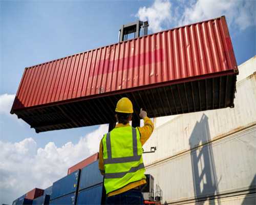 是日美好事物｜《美少女战士》香水能闻到角色性格，植村秀眼影用百种色号治好选择困难