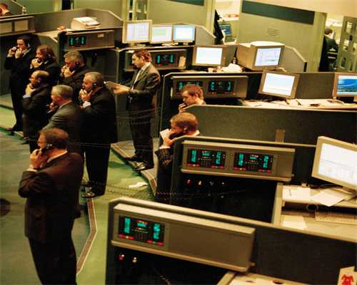 为肌肤加一点秋意