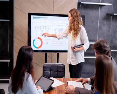 AUPRES欧珀莱恒久美肌焕能精华露上市