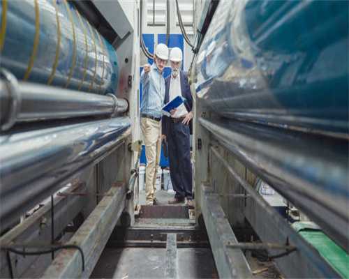 每天认识一个新品牌—TomFord汤姆福特