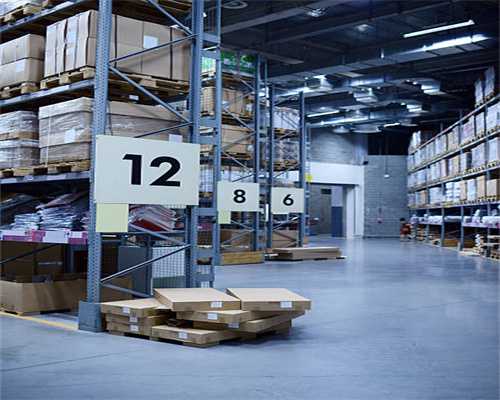 女人们最喜欢的面霜安利，秋冬肌肤干燥粗糙，你的皮肤要滋润喝水